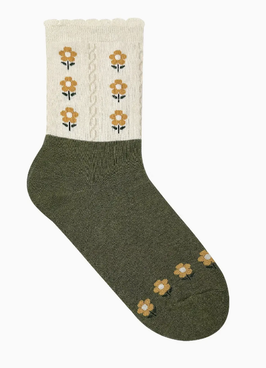 Women's Picot Flower Pattern Crew Socks -Olive