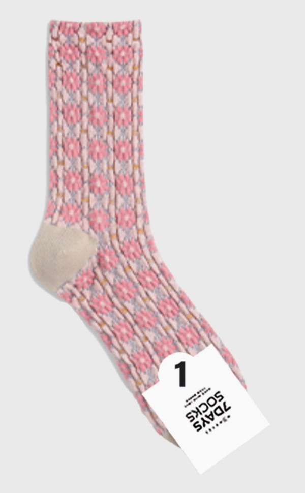 Women's Embro Flower Crew Socks -Pink