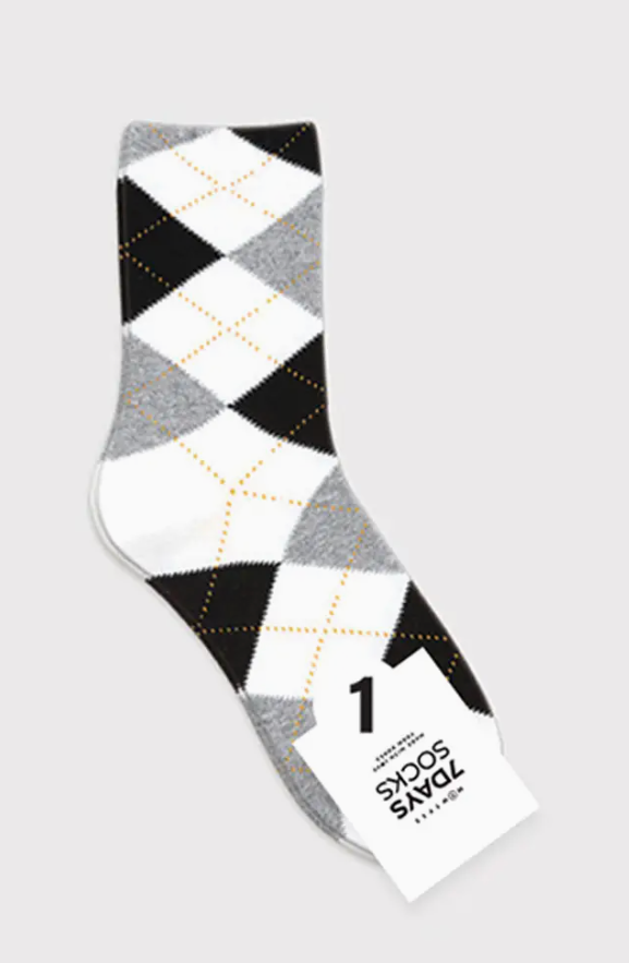 Women's Argyle X Argyle Crew Socks -Black and White