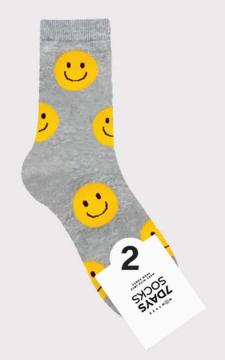 Women's Smiley Faces Big Pattern Crew Socks - Gray