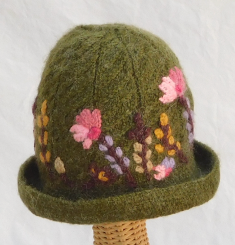 Hand Knit Floral Bucket Hat -Green